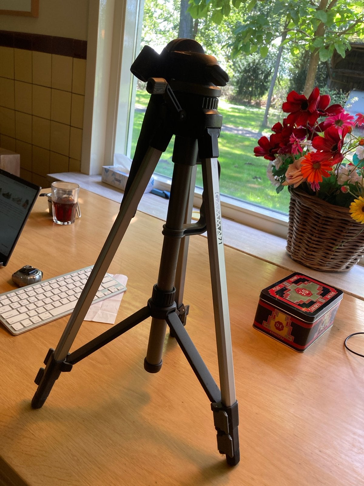 Hama Gamma 71 Statief - Gebruikt, Audio, Tv en Foto, Fotografie | Statieven en Balhoofden, Ophalen, Gebruikt, 125 cm of minder