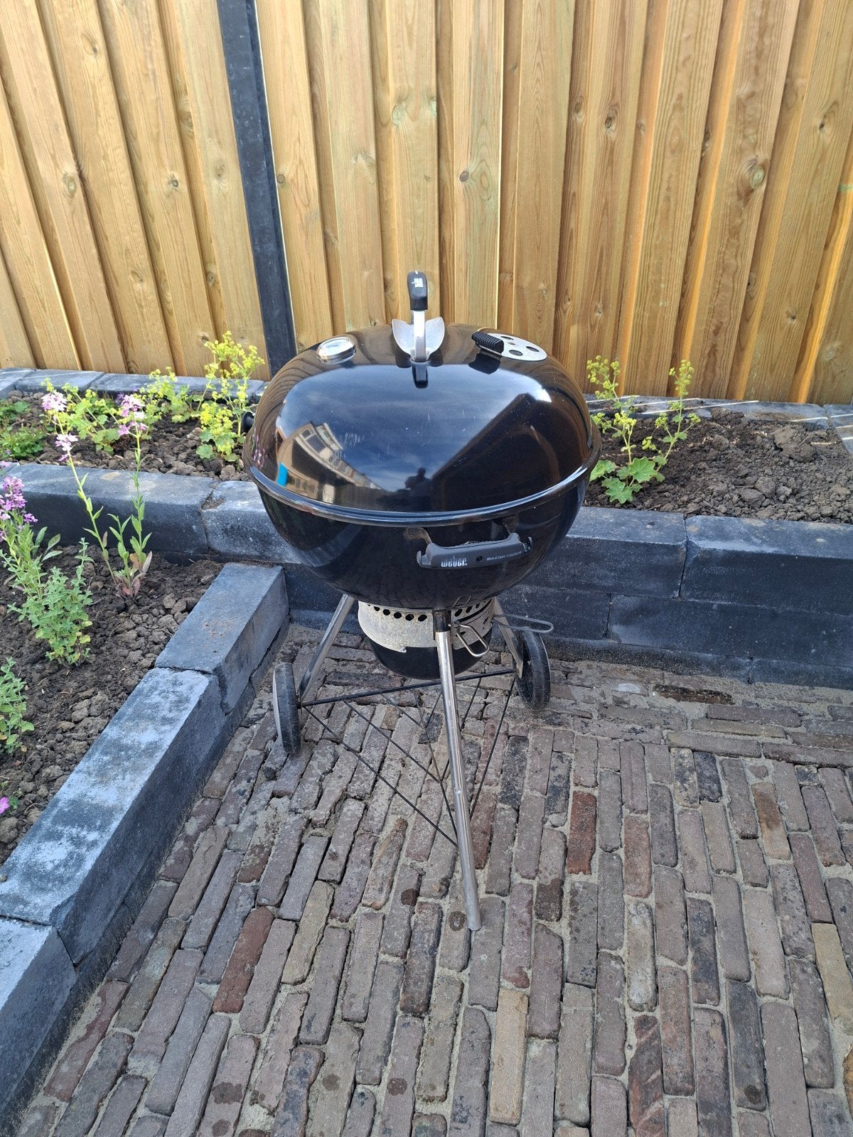 Weber Master-Touch GBS E-5750 Houtskoolbarbecue Zwart, Tuin en Terras, Houtskoolbarbecues, Ophalen, Gebruikt, Weber
