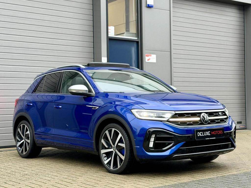 Volkswagen T-Roc 2.0 TSI 4Motion R Akrapovic|DCC|Pano|Camera, Automaat, Gebruikt, Euro 6, 4 cilinders