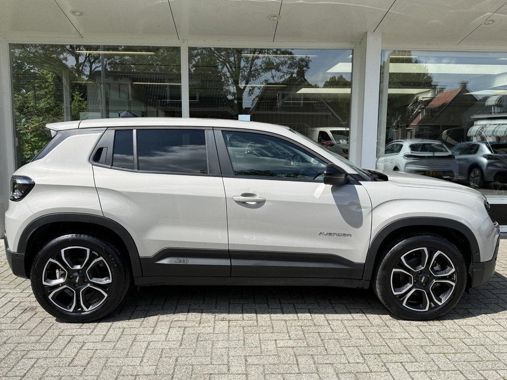 Jeep Avenger Summit 54 kWh | Climate & Adaptive Cruise Contr, Auto's, Jeep, 394 km, 156 pk, Leder en Stof, SUV of Terreinwagen