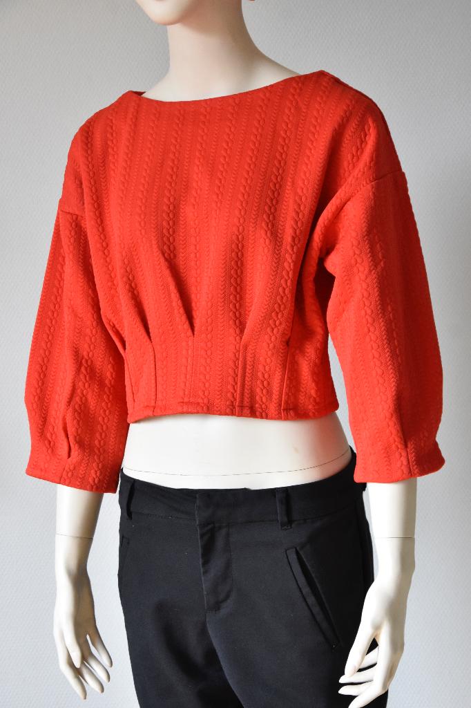 Rode crop top - Guts & Gusto, Kleding | Dames, Tops, Guts & Gusto, Nieuw, Ophalen of Verzenden, Lange mouw