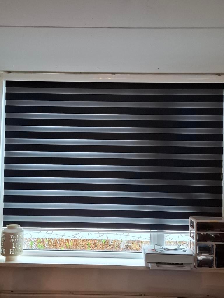 2x Zwart Duo Rolgordijn 210x240cm - Modern en Stijlvol, Ophalen, 200 cm of meer, Zwart, Zo goed als nieuw