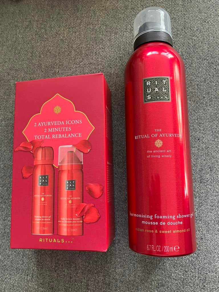RITUALS Ayurveda foaming showergel en body lotion mousse, Ophalen of Verzenden, Nieuw, Bad & Douche