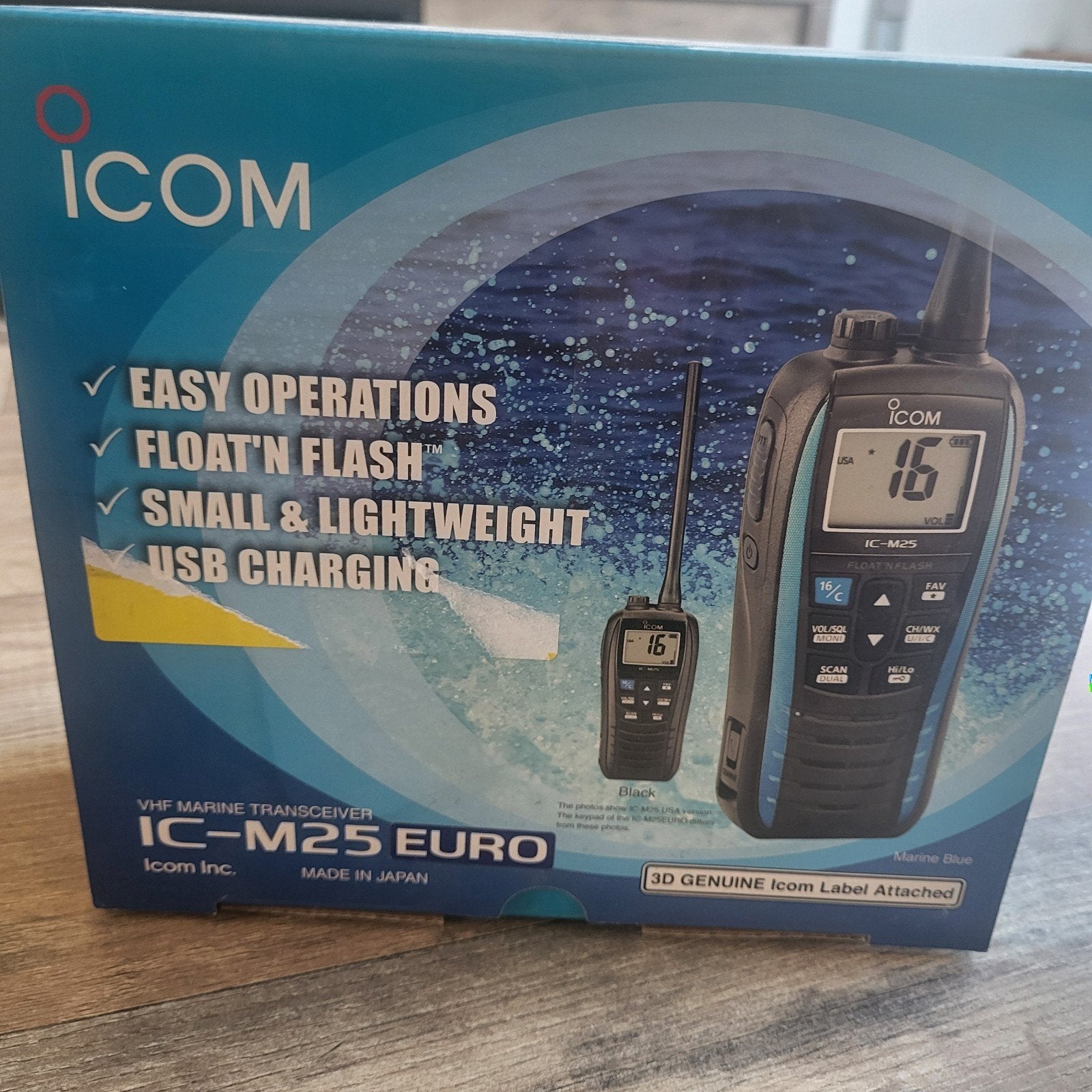 Icom IC-M25 Euro VHF Marifoon - Nieuw in doos, Telecommunicatie, Portofoons en Walkie-talkies, Ophalen, Nieuw, 15 km of meer, Met broekklem