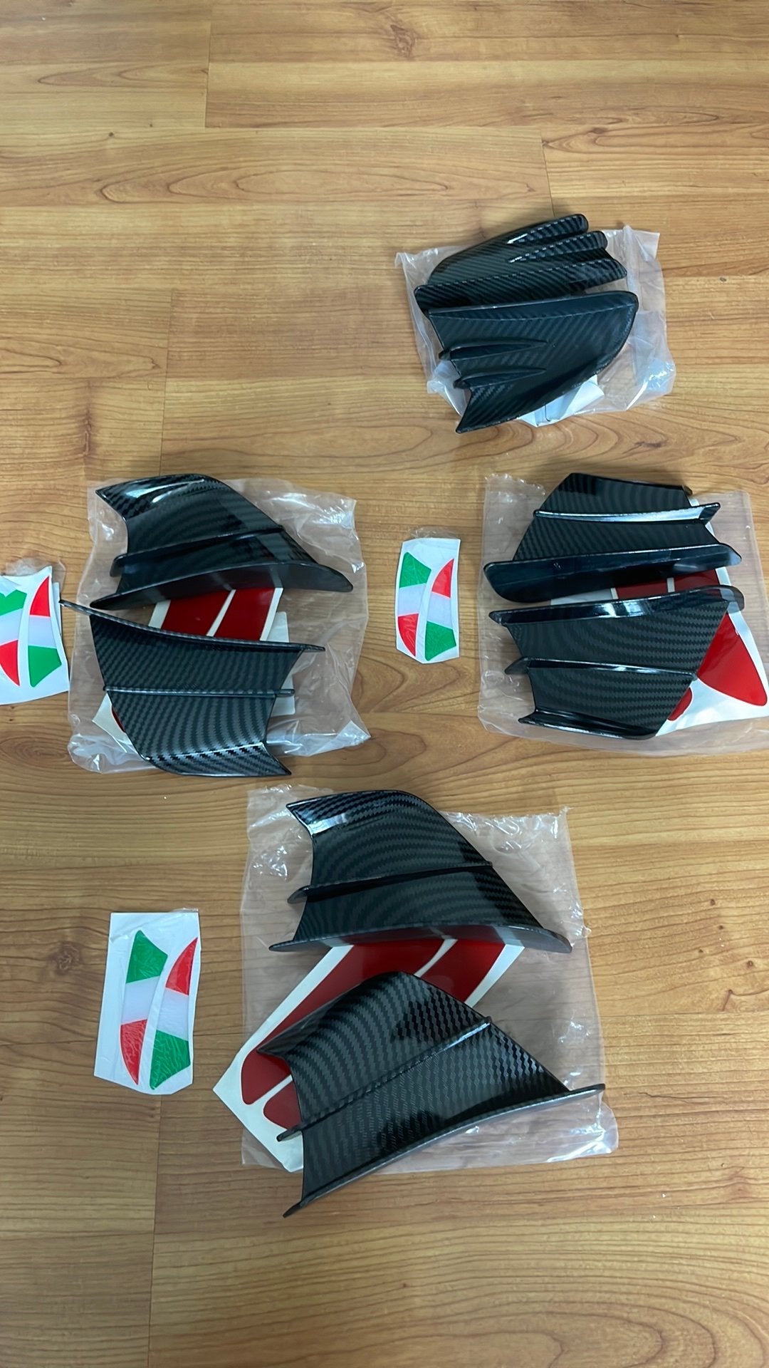 Winglets carbon look spoilers diffuser racing, Motoren, Ophalen of Verzenden, Nieuw