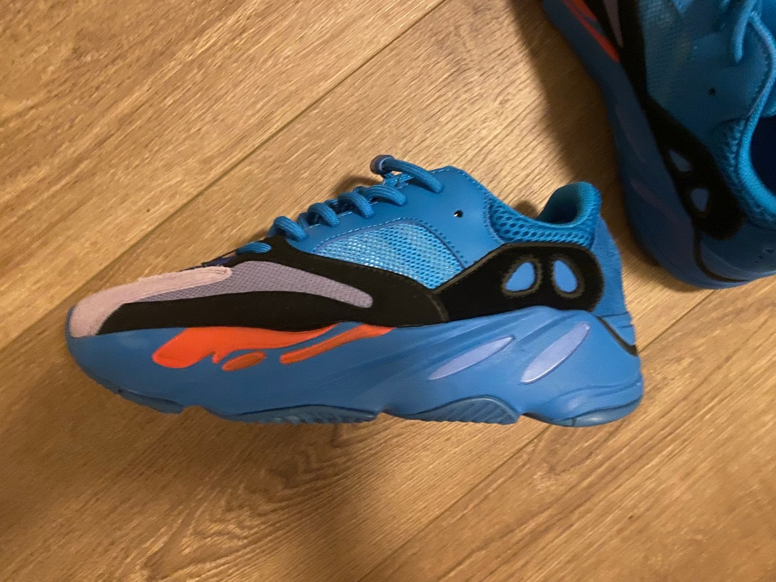 Adidas Yeezy Boost 700 Bright Blue Sneakers, Kleding | Heren, Ophalen, Zo goed als nieuw, Blauw, Sneakers of Gympen