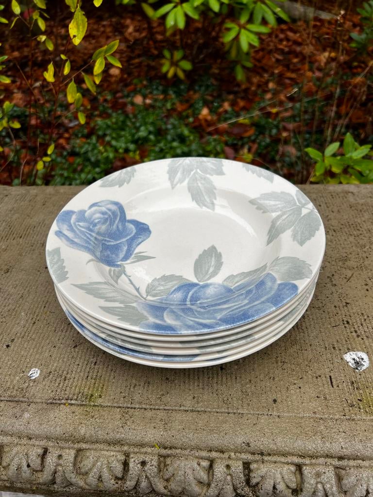 Claytan Diepe Borden Blauwe Rozen (6 stuks), Huis en Inrichting, Keuken | Servies, Ophalen of Verzenden, Zo goed als nieuw, Bord(en)