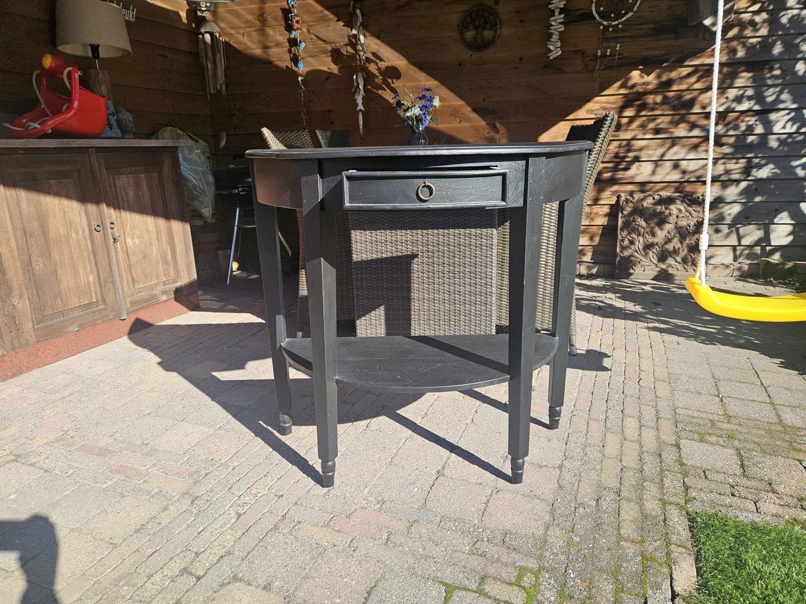 Halfronde sidetable zwart met lade en plank, Ophalen, Gebruikt, 50 tot 100 cm, Overige vormen