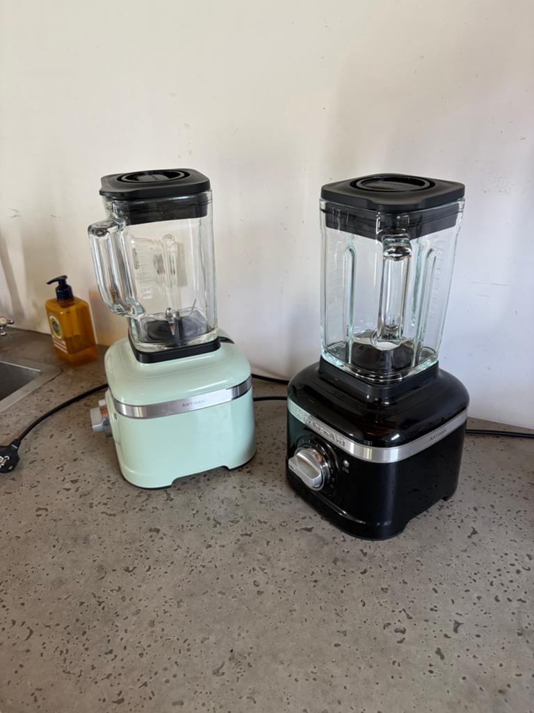 KitchenAid Artisan Blender - Lichtgroen en zwart, Witgoed en Apparatuur, Blenders, Ophalen of Verzenden, Zo goed als nieuw, Blender