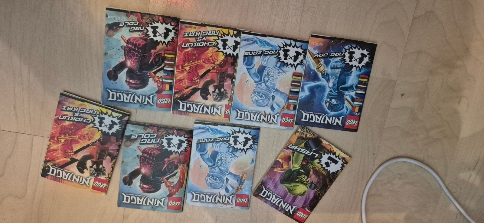 LEGO Ninjago Spinner Boekjes & Lloyd Karakter Kaart