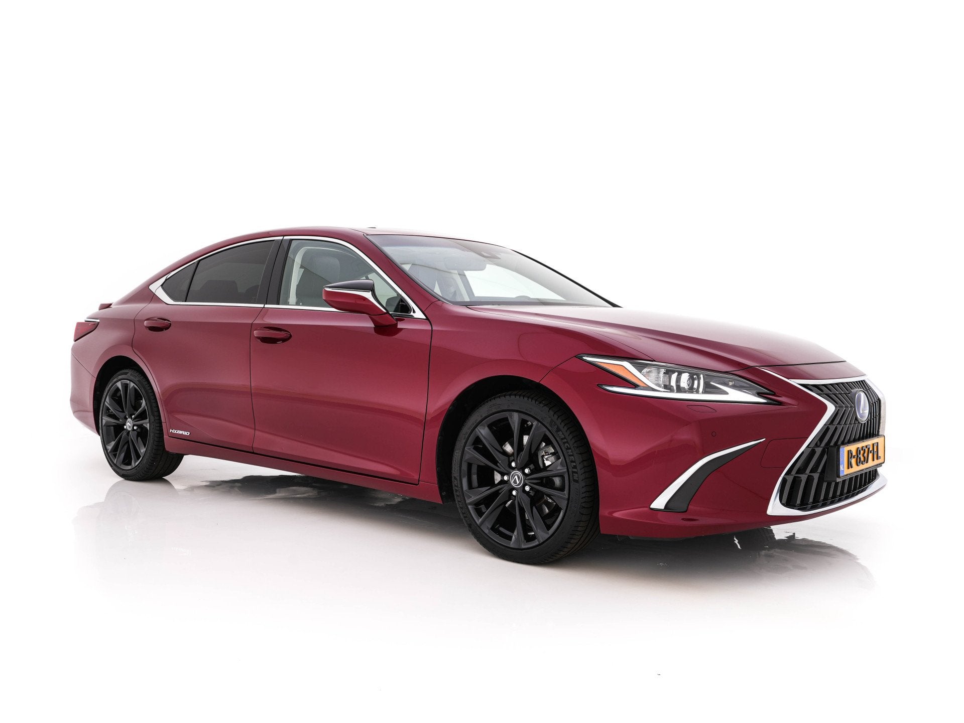 Lexus ES 300h Business Line (INCL-BTW) Aut. *PANO | LEATHER, Gebruikt, 4 cilinders, 2487 cc, 1655 kg