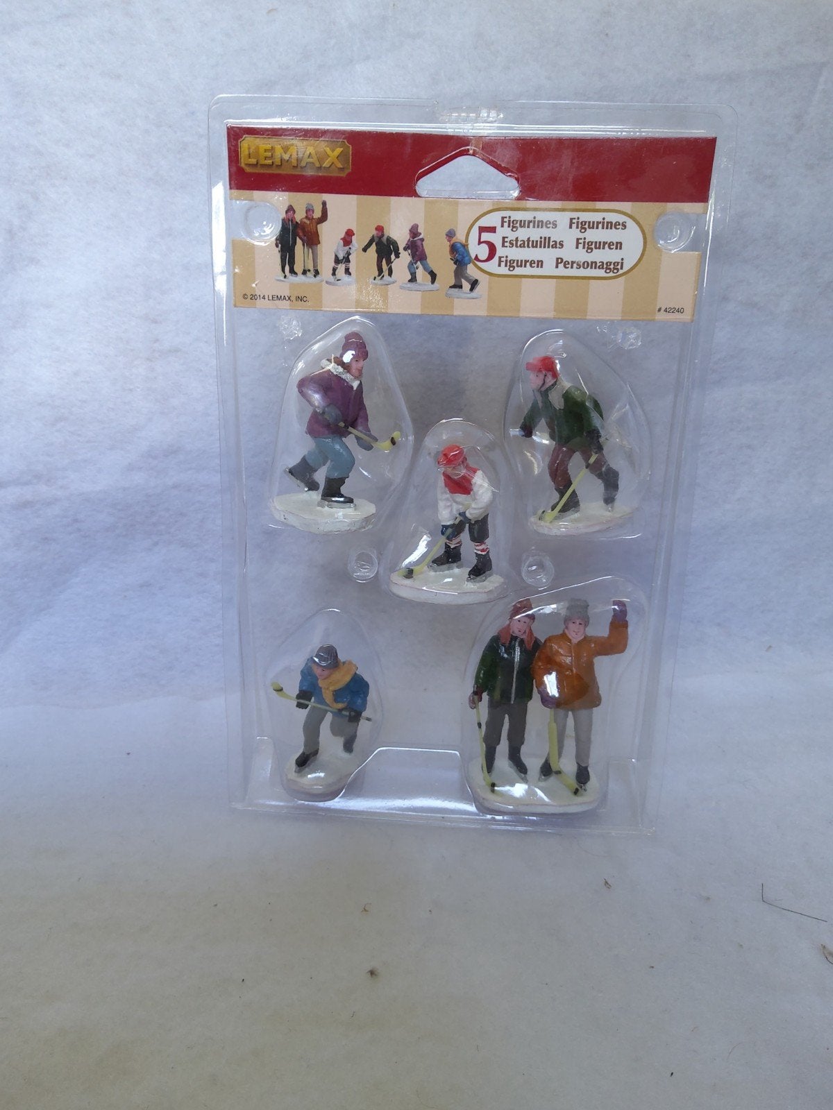 Lemax The Home Team Schaatsers Set #42240  B6, Ophalen of Verzenden, Zo goed als nieuw