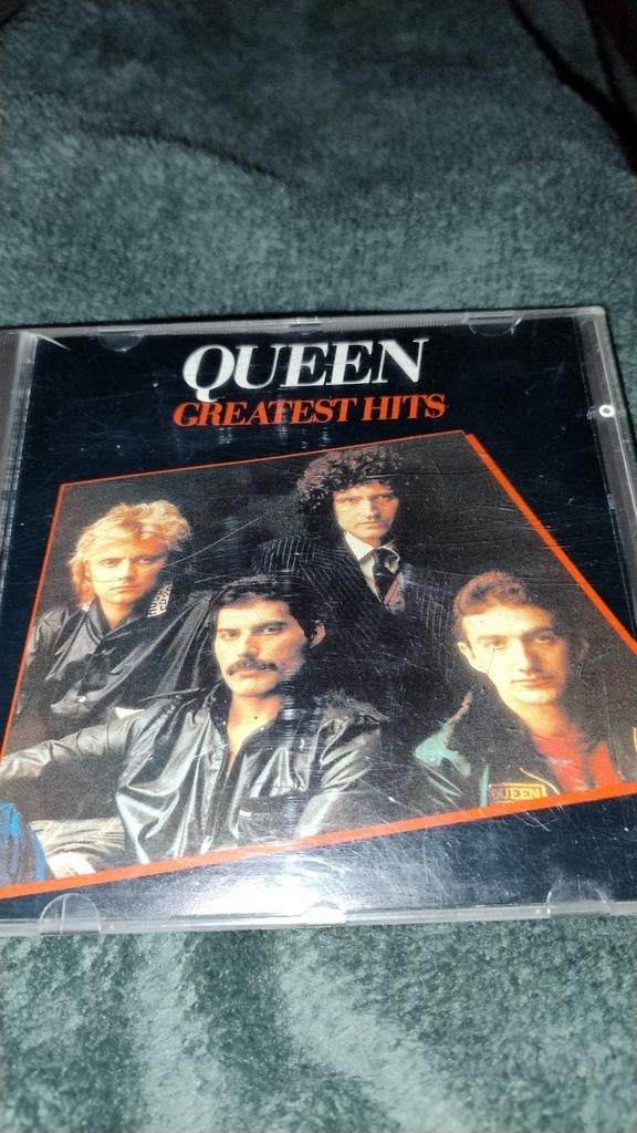 Queen - Greatest Hits CD, Ophalen of Verzenden, 1980 - 1989, Gebruikt