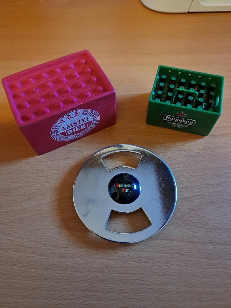 Amstel Bier stresskratje, Dommelsch & Heineken flesopener, Ophalen of Verzenden, Gebruikt, Flesopener, Amstel