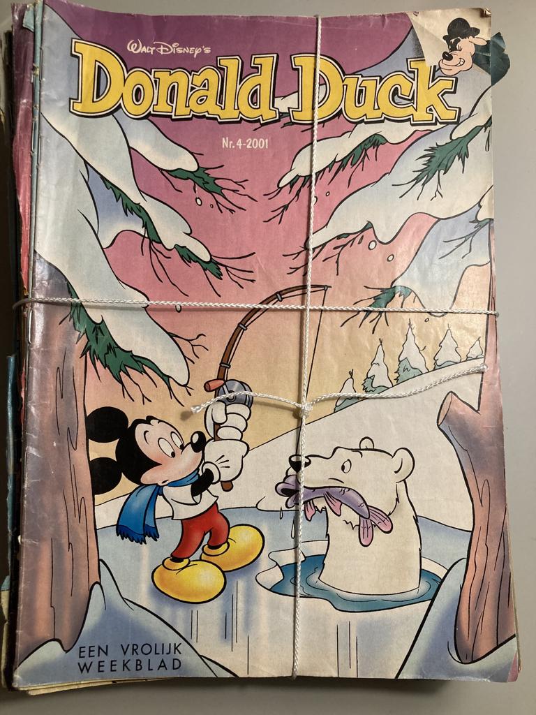 Donald Duck 2001 losse nummers, Meerdere stripboeken, Verzenden, Gelezen