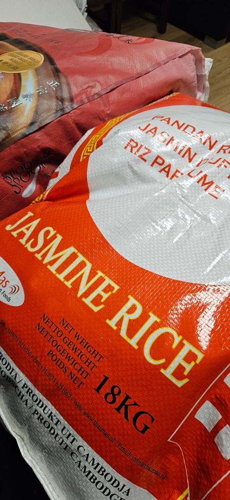 12x rijst per zak 18KG houdbaarheid verstreken = decoratief, Ophalen, Gebruikt, Decoratieobject, Natuurlijk materiaal