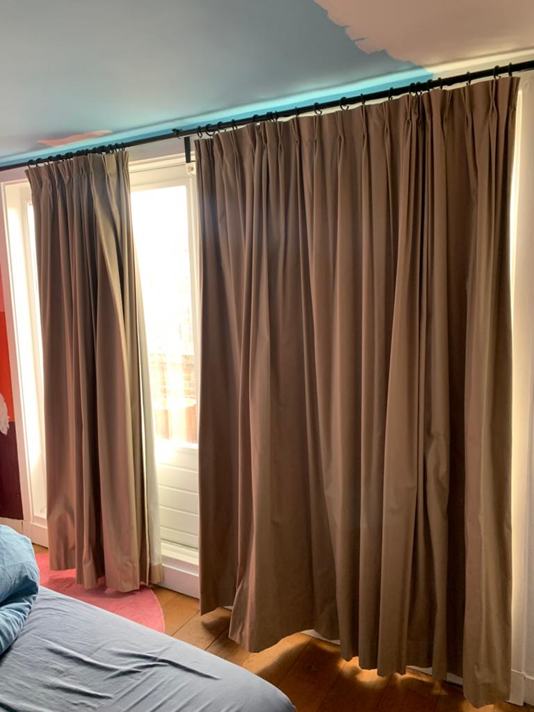 Verduisterende over gordijnen, Ophalen, Gebruikt, Beige, 200 cm of meer