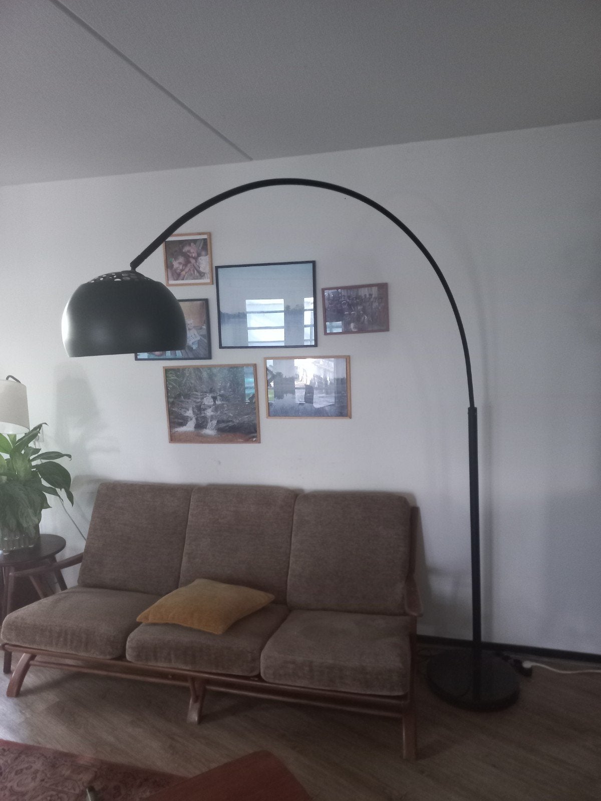 Zwarte Vintage Booglamp met Zware Stevige Voet, Huis en Inrichting, Lampen | Vloerlampen, Gebruikt, 150 tot 200 cm, Metaal, E27 (groot)