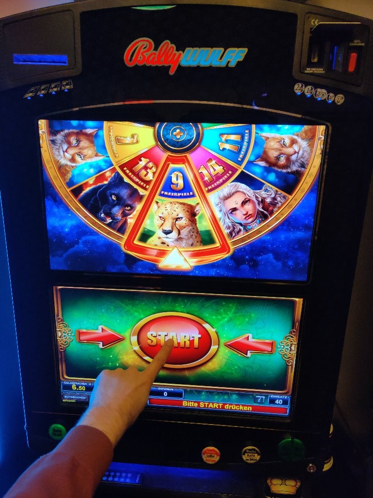 de allerdikste & compleetste casino WAND-gokkast 465 spellen, Verzamelen, Automaten | Gokkasten en Fruitautomaten, Euro, Ophalen of Verzenden