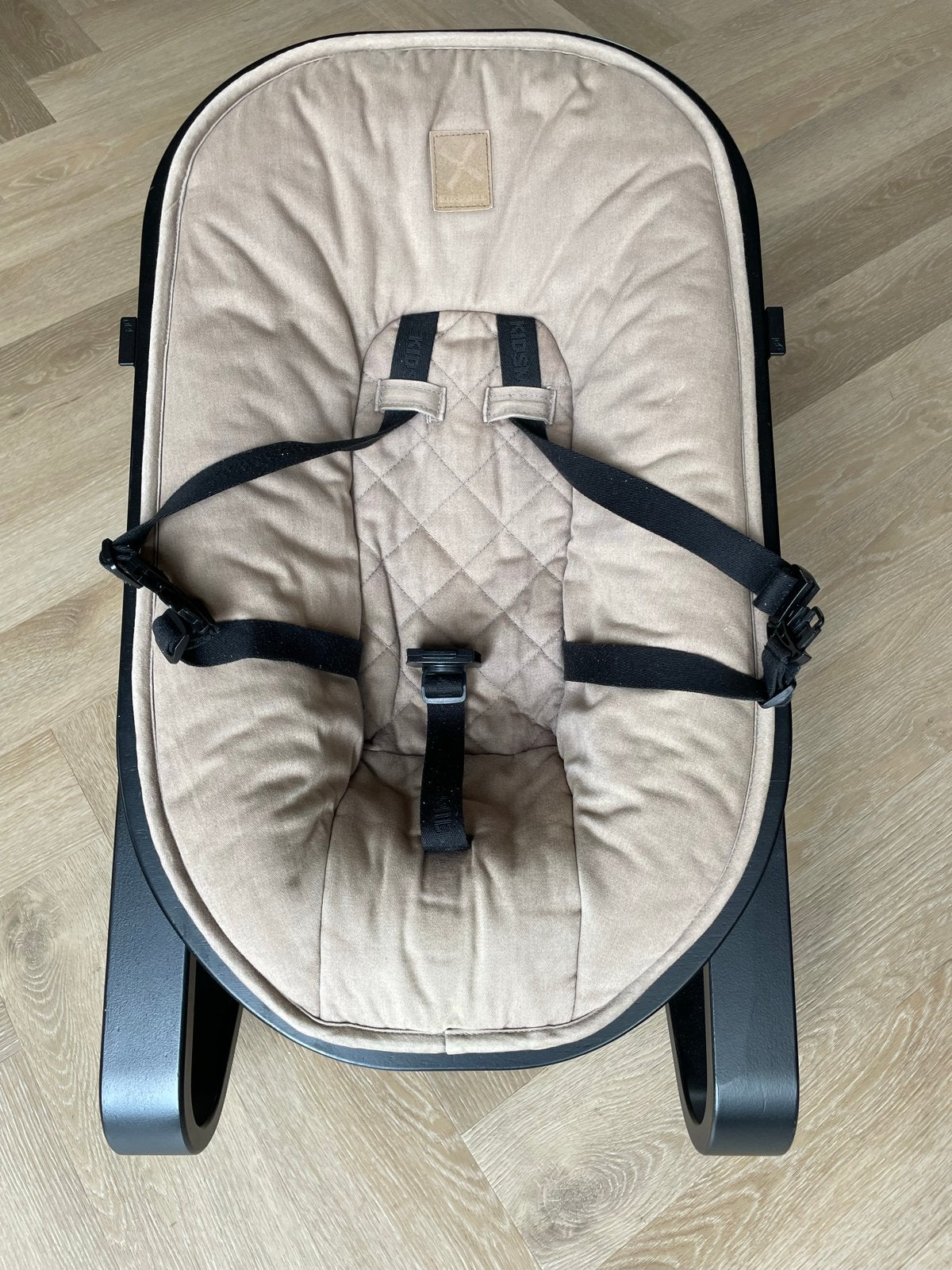 Kidsmill Wipstoel Zwart/Taupe met Adapters, Gebruikt, Wipstoel, Met gordel(s) of riempje(s), Ophalen