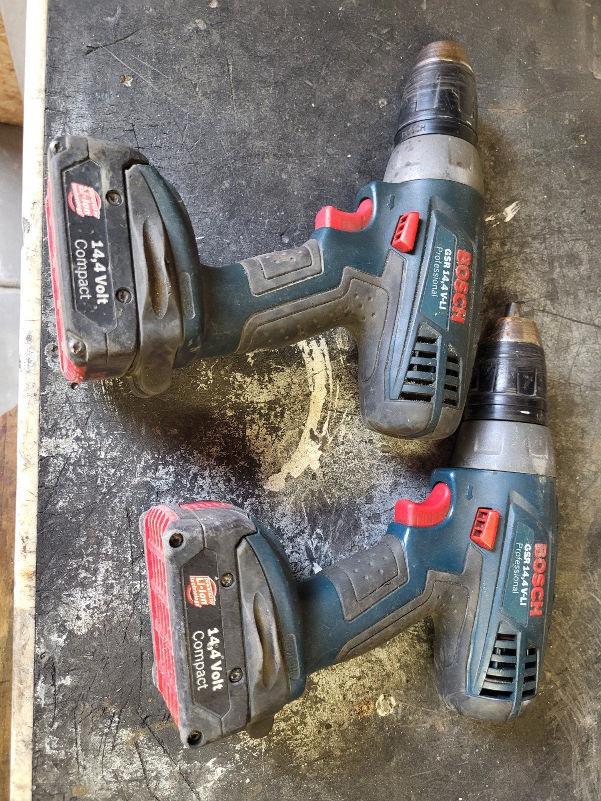 Bosch Accutol GSR 14,4 V-LI Professional (2 stuks), Gebruikt, Variabele snelheid, Ophalen of Verzenden, Boor- en Schroefmachine