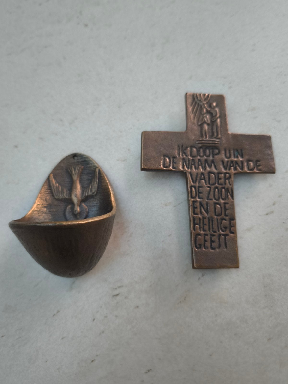 Religieuze set: kruis en wijwater, Sint Jan Den Bosch, Antiek en Kunst, Ophalen of Verzenden