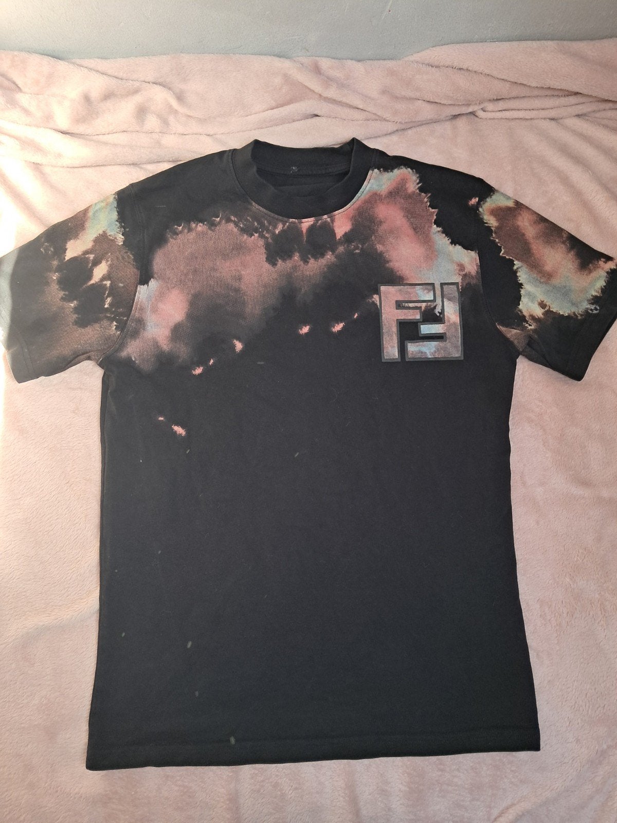 Fendi T-shirt met unieke tie-dye print, origineel, Kleding | Heren, Maat 52/54 (L), Zwart, Ophalen of Verzenden, Gedragen