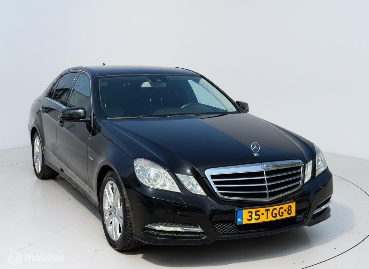 Mercedes E-klasse 200 CDI Business Class Avantgarde, Auto's, Mercedes-Benz, Automaat, Euro 5, Gebruikt, Zwart
