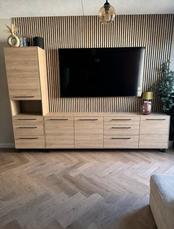 Nieuwstaat (Glazenkast / Tv meubel) te koop!!, Huis en Inrichting, Complete inboedels, Ophalen