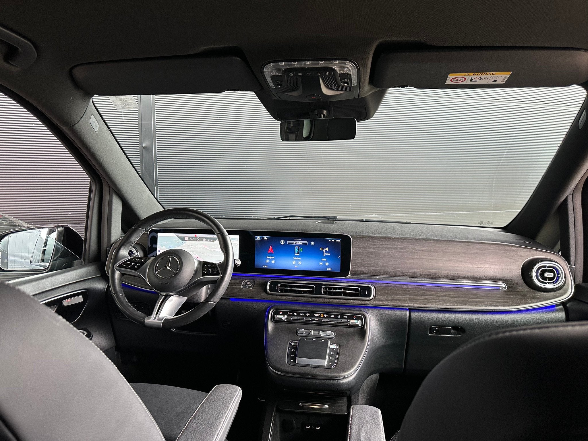 Mercedes-Benz V-Klasse Klasse V300d | AMG | LANG | 7-Pers. |, Auto's, Mercedes-Benz, Automaat, Gebruikt, 4 cilinders, 7 stoelen