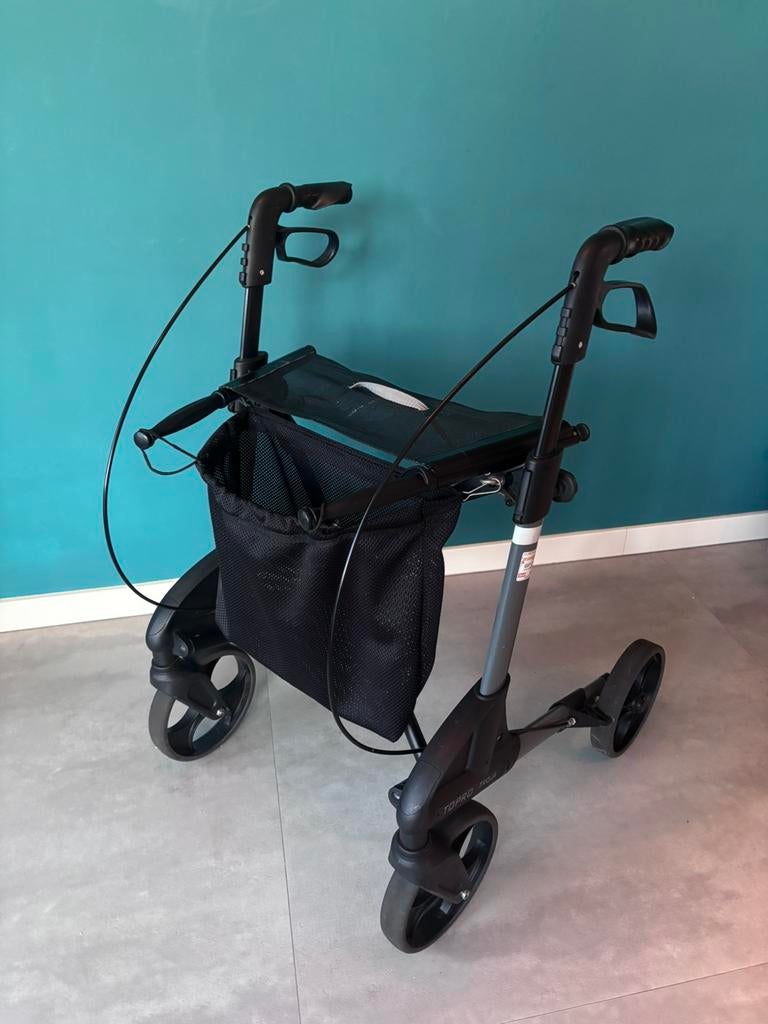 Topo Troja Lichtgewicht en inklapbare Rollator, Ophalen, Lichtgewicht, Zo goed als nieuw