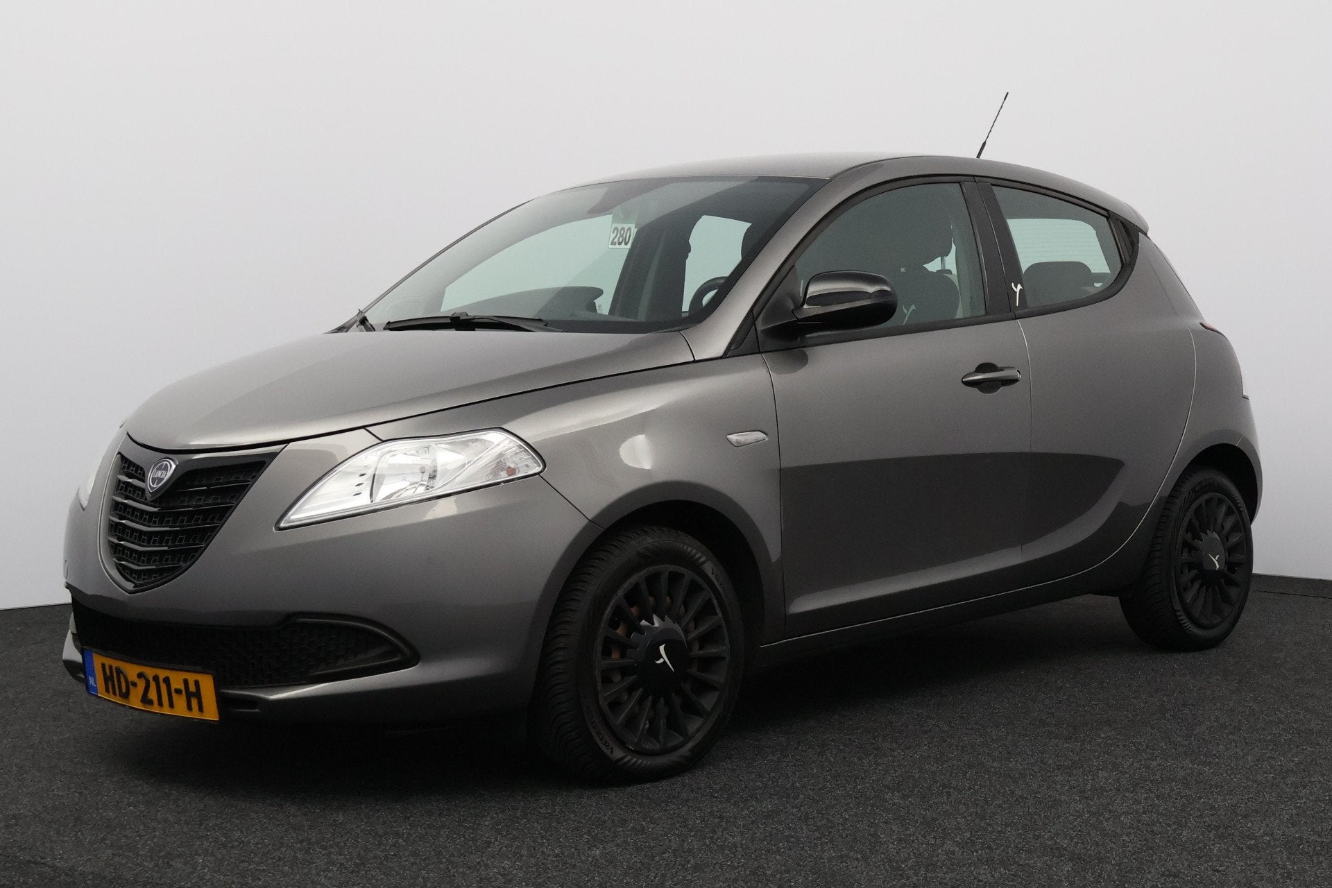 Lancia Ypsilon 0.9 TwinAir Elefantino Plus/ DEALER ONDERHOUD, Auto's, Voorwielaandrijving, Dealer onderhouden, Stof, Origineel Nederlands