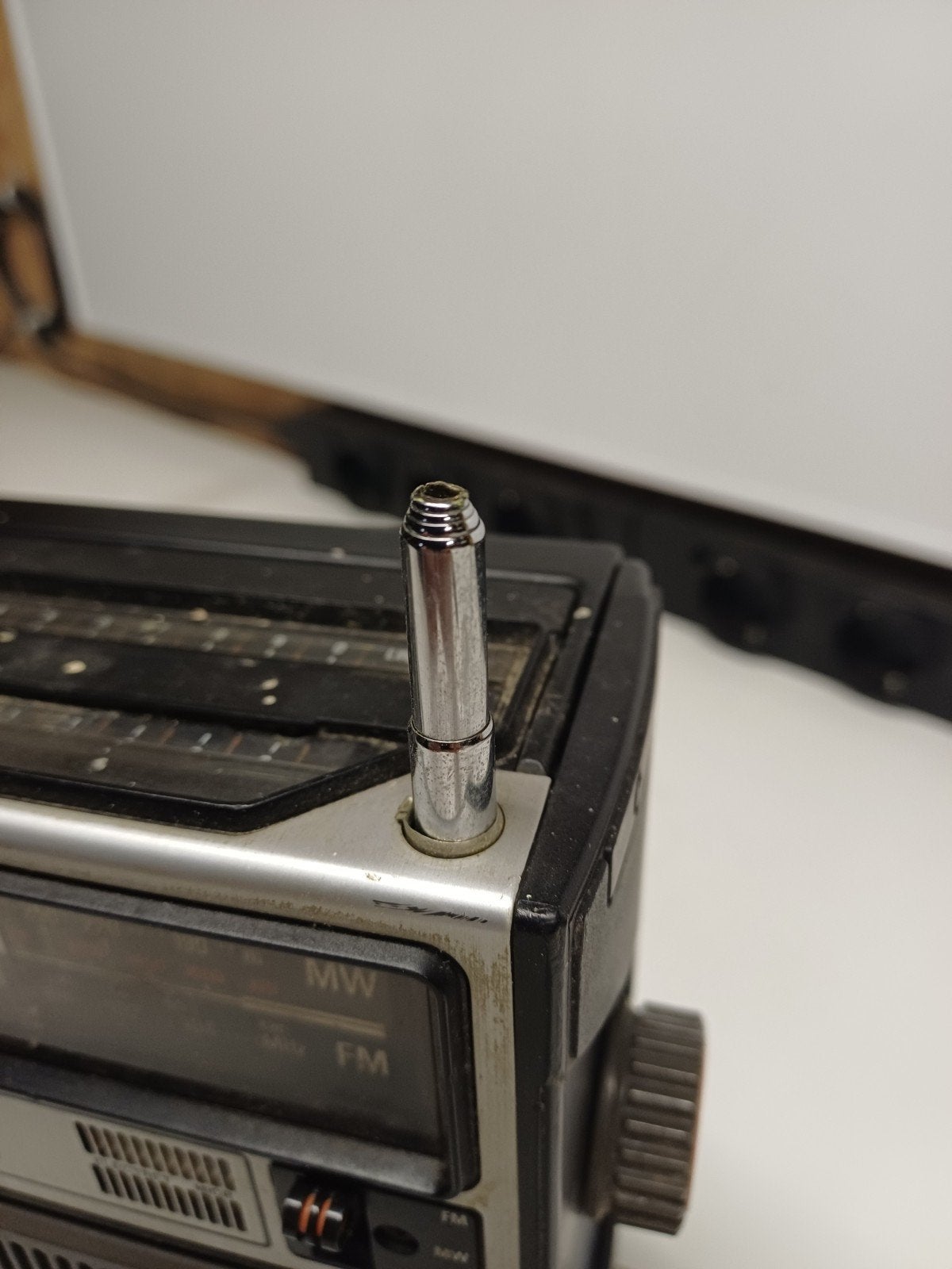 Philips 470 radio cassette recorder uit 1977 - Werkt deels, Ophalen of Verzenden, Gebruikt, Radio