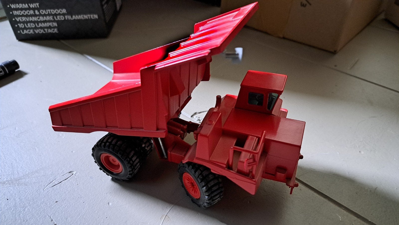 div dumptrucks 1:50, Ophalen of Verzenden, Bus of Vrachtwagen