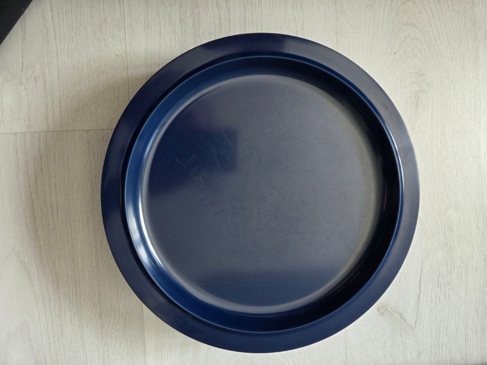 Donkerblauwe kunststof bekers en borden, Huis en Inrichting, Keuken | Servies, Kunststof, Gebruikt, Overige merken, Ophalen of Verzenden
