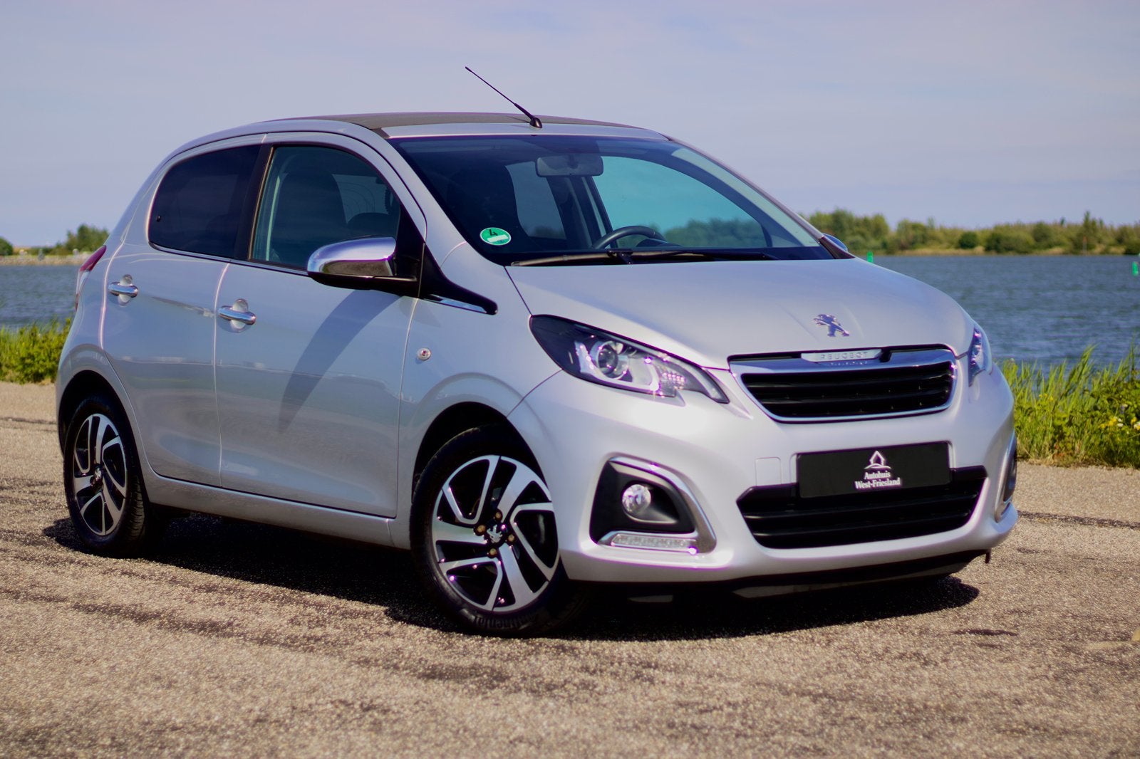 Peugeot 108 Allure TOP | Open Dak | Leder | Clima | 78206 km, Auto's, Peugeot, Euro 5, Zwart, Cabriolet, 0 kg