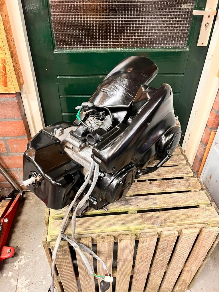 Typhoon blok 50cc, Fietsen en Brommers, Brommeronderdelen | Algemeen, Gebruikt, Blok, Ophalen