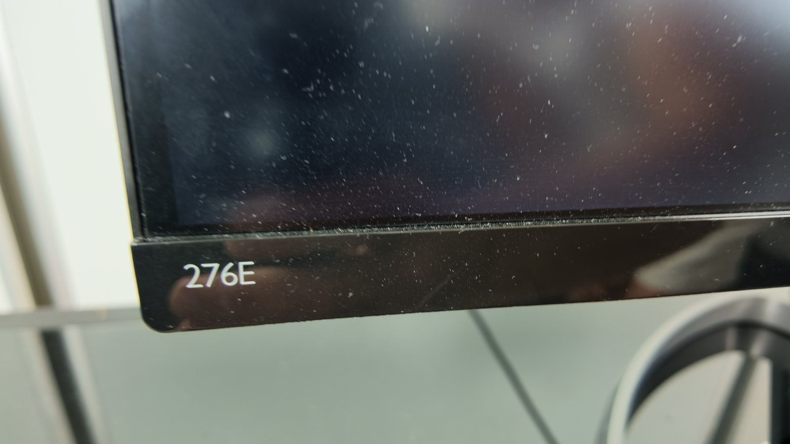 Foto 4 van Philips 276E8VJSB 27 inch 4K UHD IPS Monitor