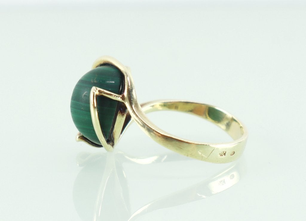 Vintage gouden ring met malachiet, Ophalen of Verzenden, Goud, Ring, Met edelsteen