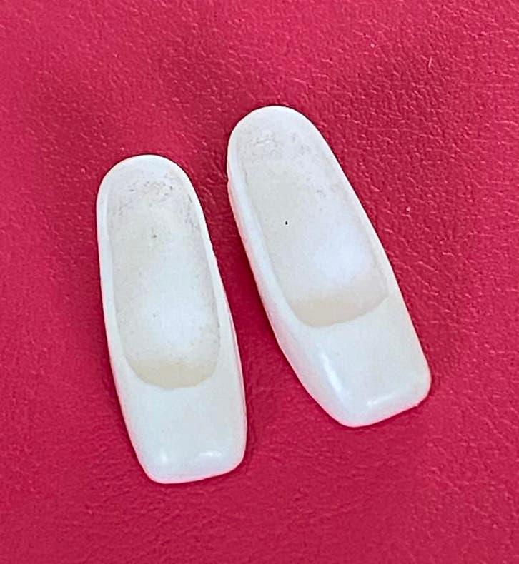 Vintage Barbie Francie witte square toe shoes Mattel, Ophalen of Verzenden