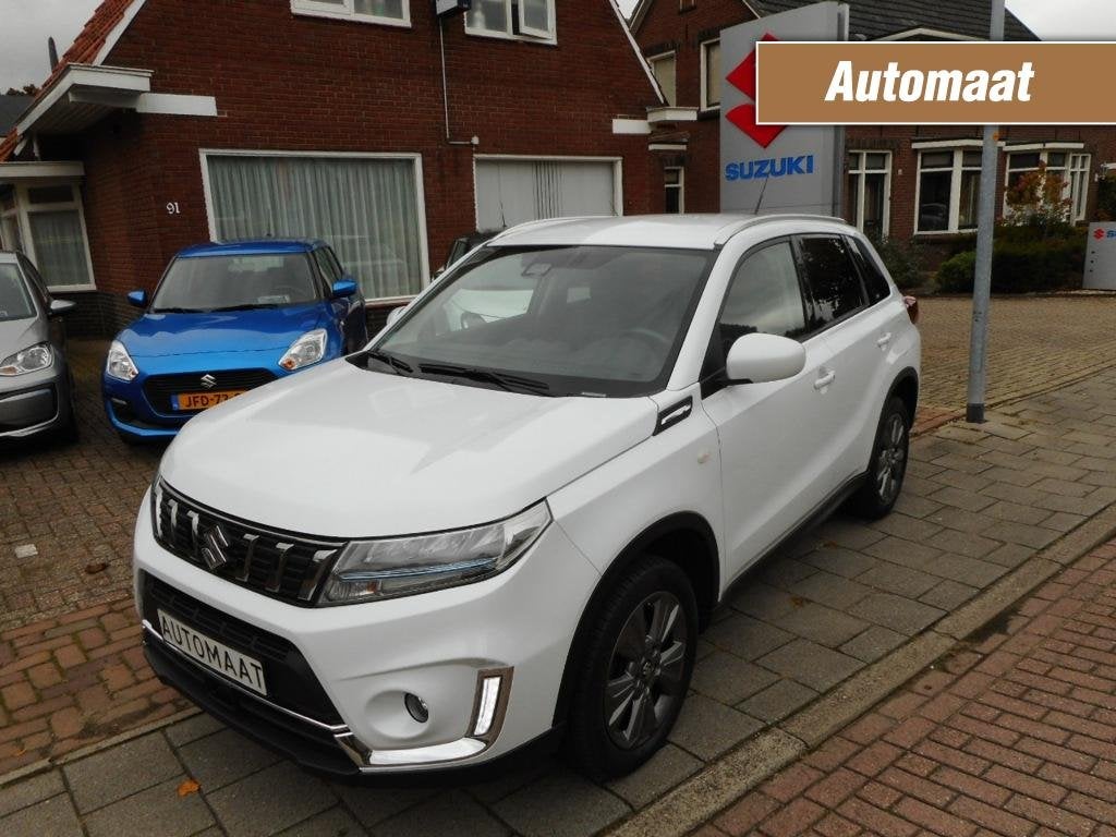 Suzuki VITARA AUTOMAAT SELECT / 1500KG TREKGEWICHT / Rijklaa, Auto's, Suzuki, Stoelverwarming, Huisgarantie, 4 cilinders, Wit