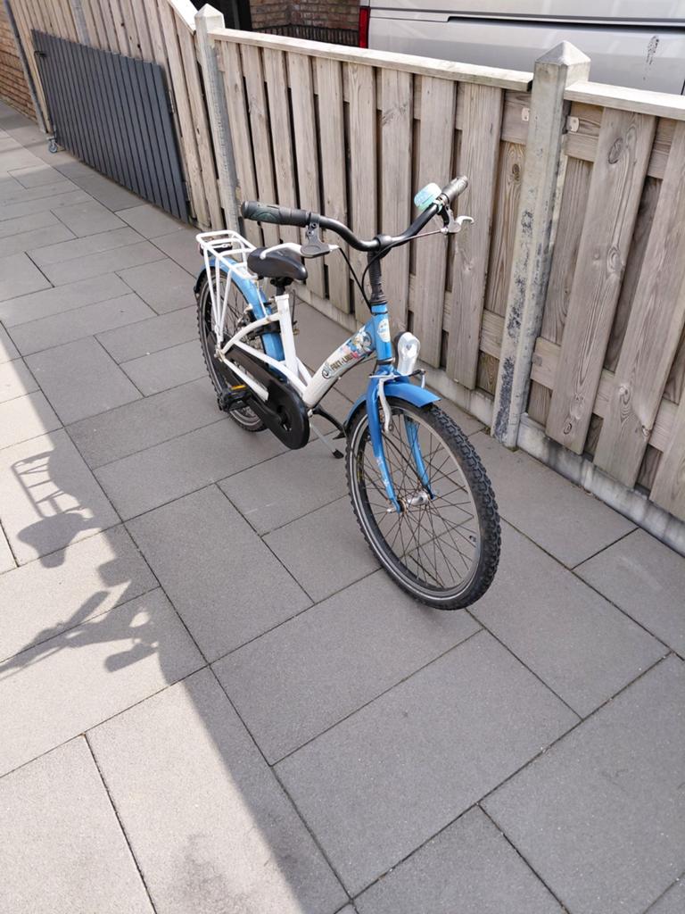 Leuke Loekie meisjesfiets 22 inch met verlichting, Ophalen of Verzenden, Gebruikt, 22 inch