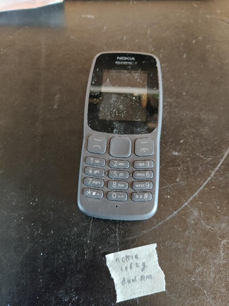 Nokia 106 2G - dual sim | 16-5, Telecommunicatie, Mobiele telefoons | Nokia, Ophalen of Verzenden, Gebruikt, Geen camera, Zwart