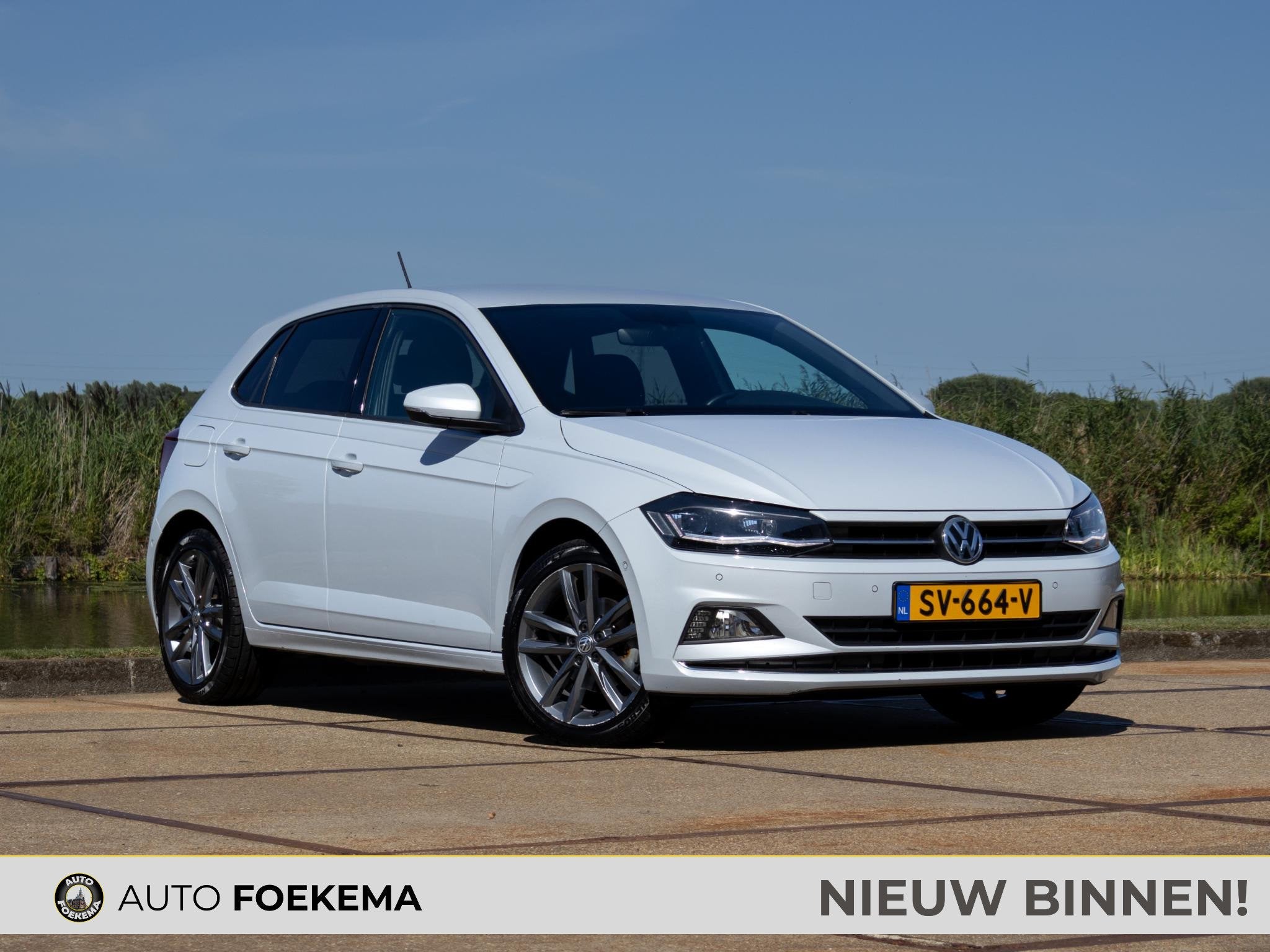 Volkswagen Polo 1.0 TSI Highline LED Keyless Camera 17", Auto's, Volkswagen, Stof, Gebruikt, Euro 6, 116 pk