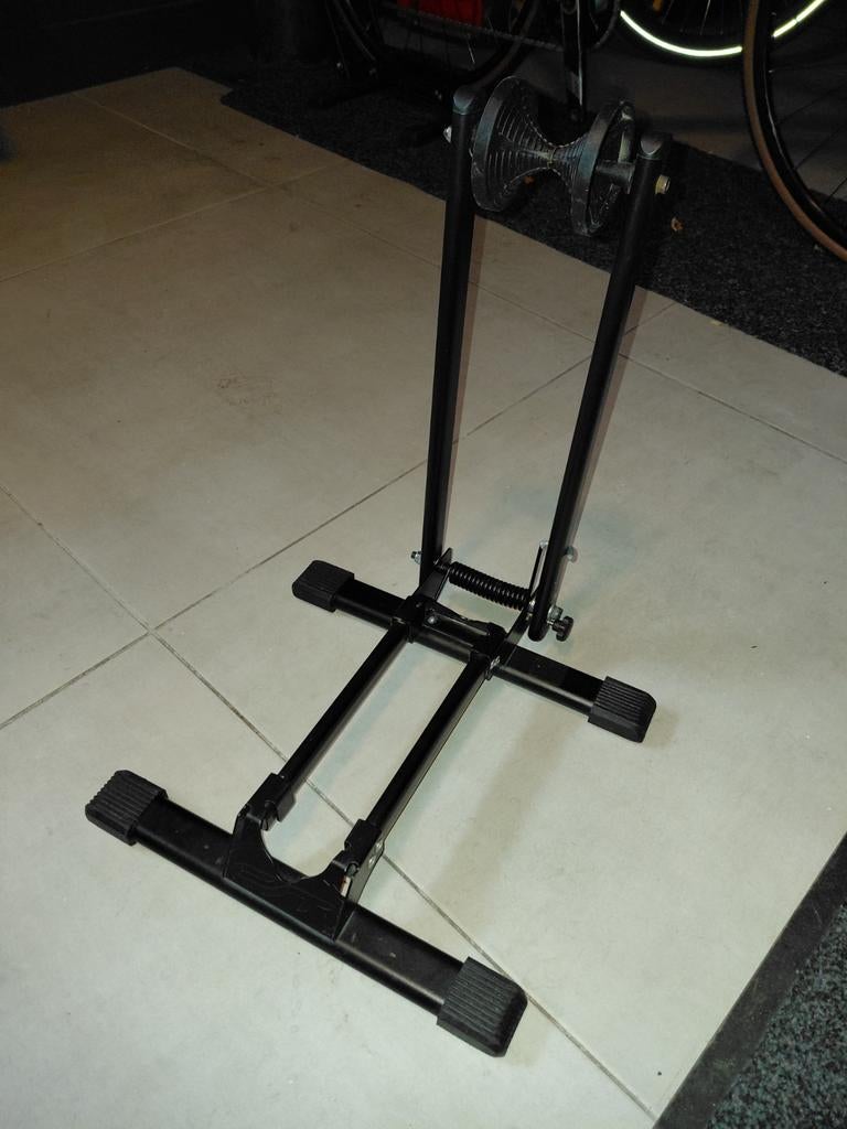 Fiets standaard voor racefiets, mountainbike en meer, Ophalen of Verzenden, Zo goed als nieuw