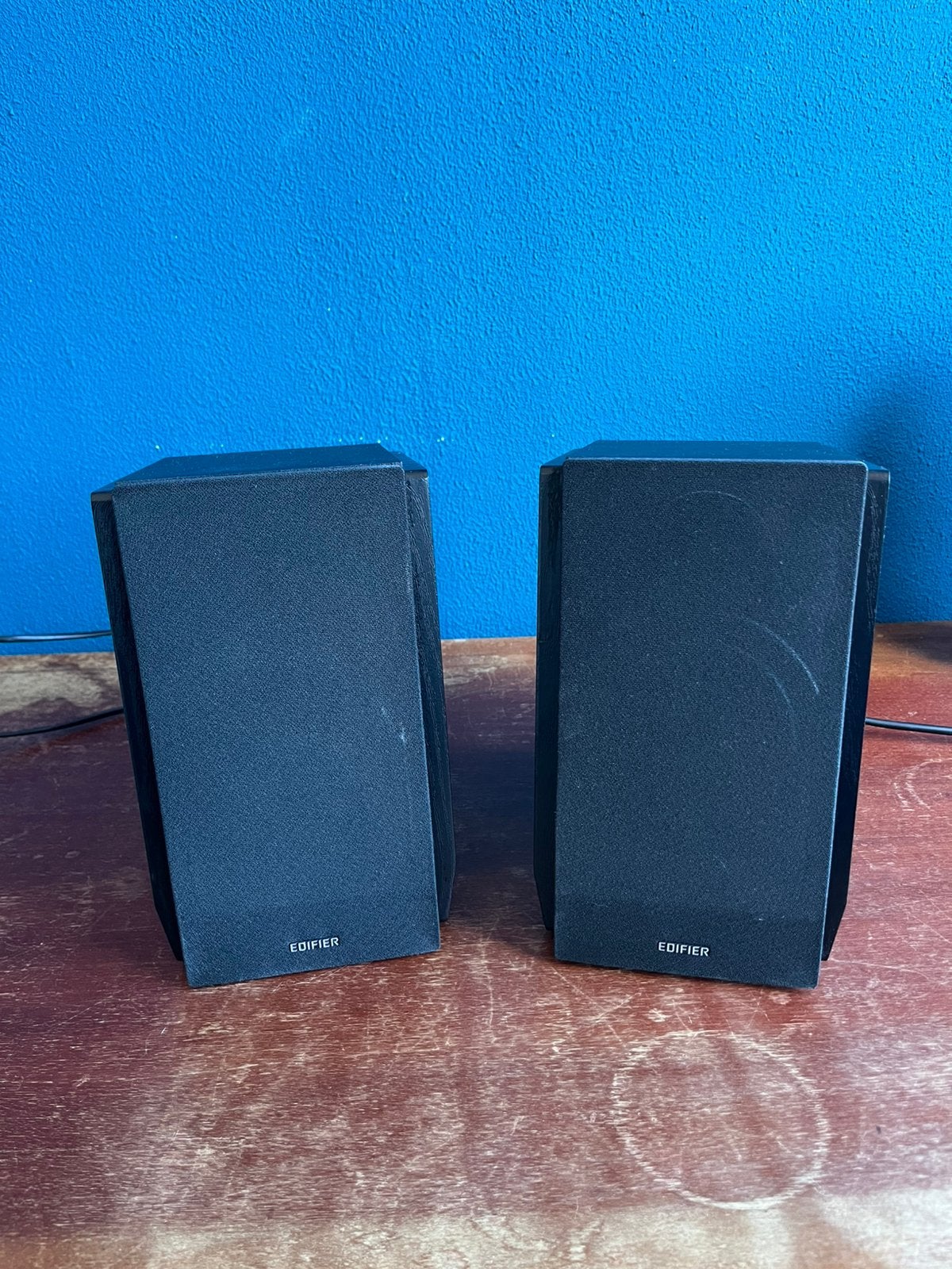 Edifier R1700BT bluetooth speakerset zwart, Gebruikt, Minder dan 60 watt, Afstandsbediening, Boekenplank luidspreker
