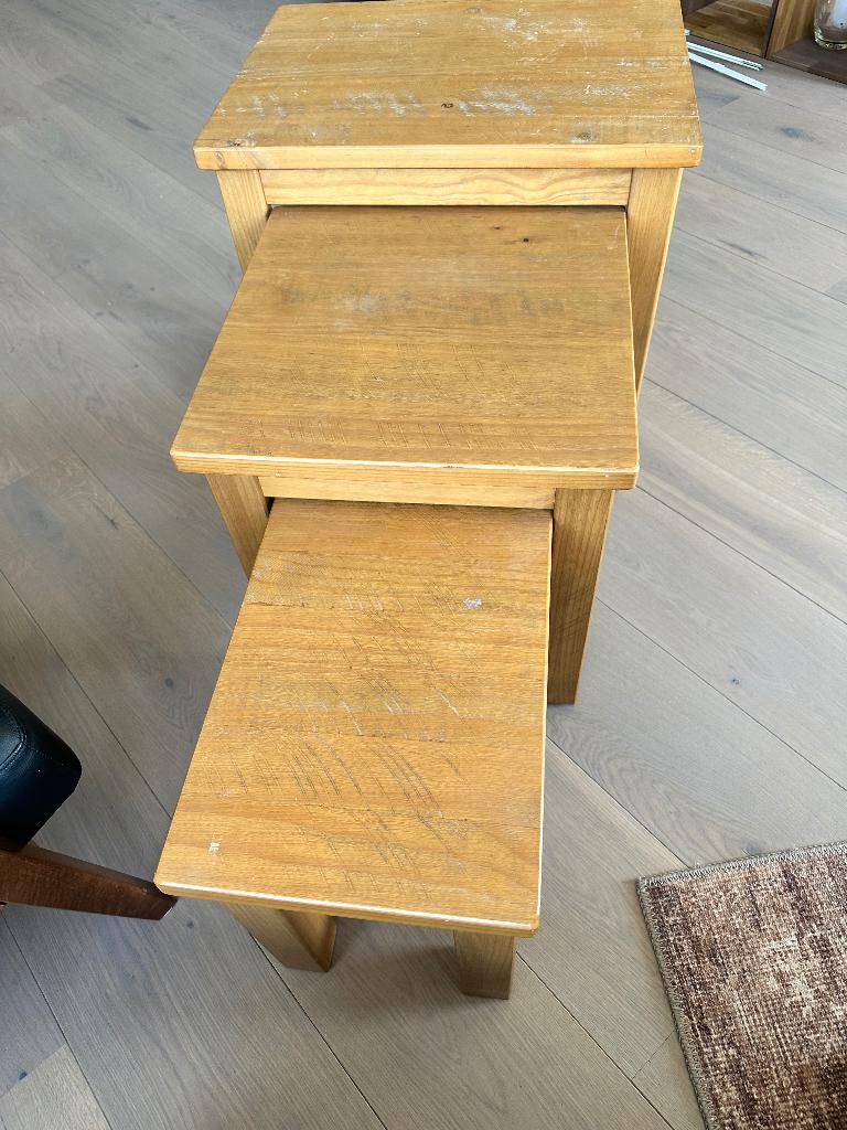 Side tables, Gebruikt, 55 tot 75 cm, Rechthoekig, Hout