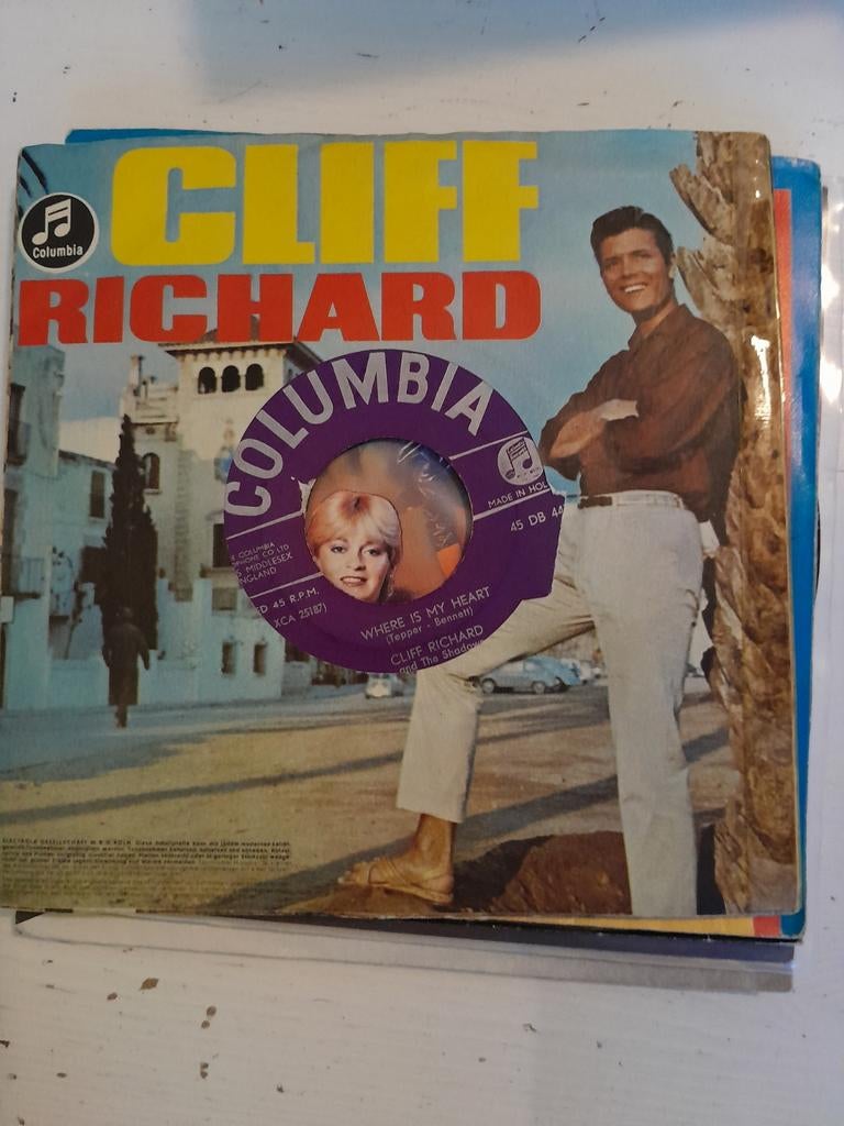 Cliff richard 7inch where is my heart, Ophalen of Verzenden, Zo goed als nieuw, Pop