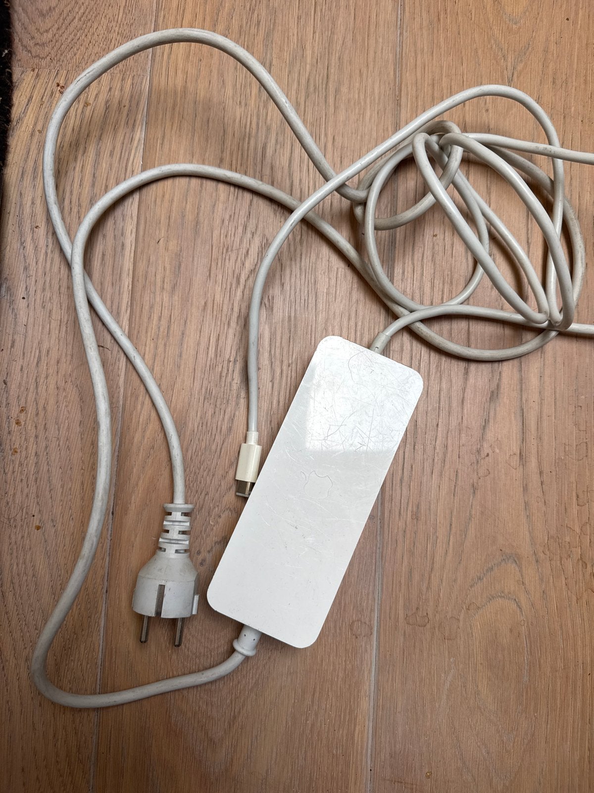 Apple Macmini  10W poweradapter, Ophalen of Verzenden, Gebruikt