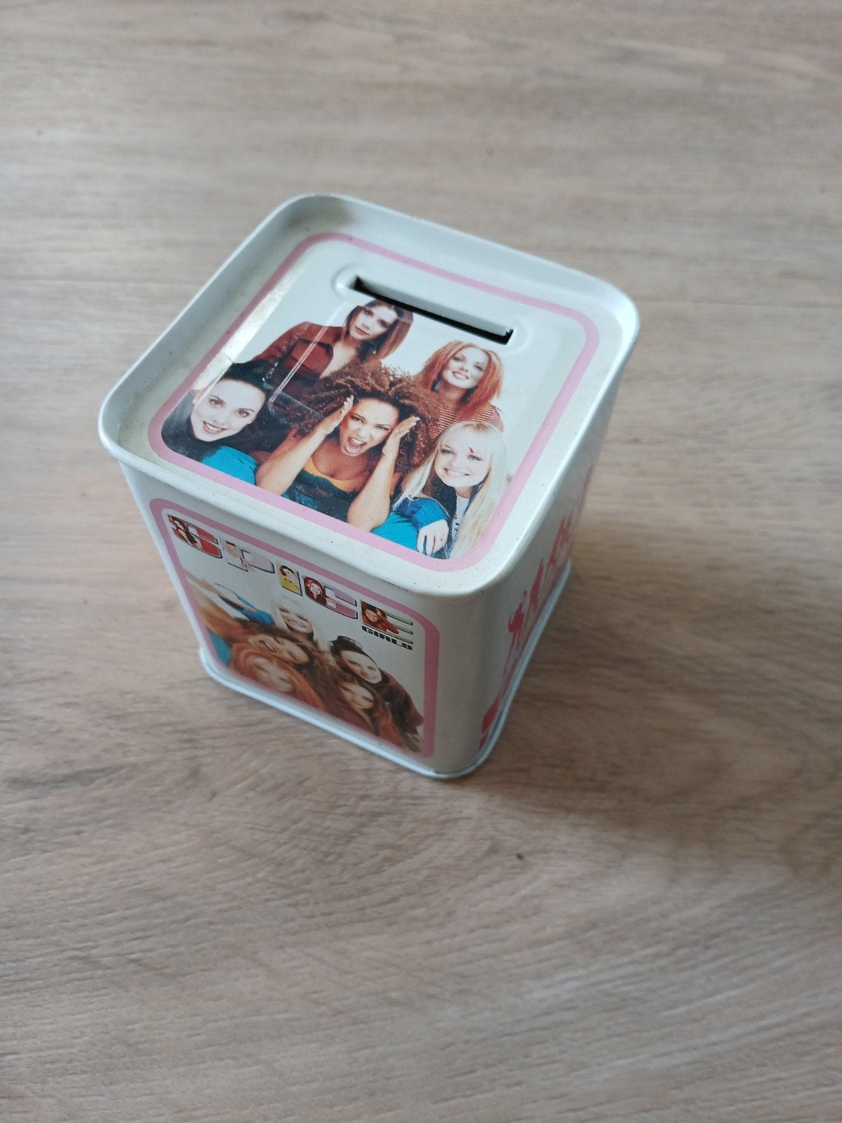Spice Girls metalen spaarpot Vintage, Ophalen of Verzenden, Zo goed als nieuw, Metaal of Blik, Overige thema's
